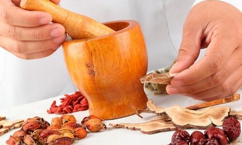 Le ricette della medicina tradizionale sono un'aggiunta al trattamento principale della prostatite